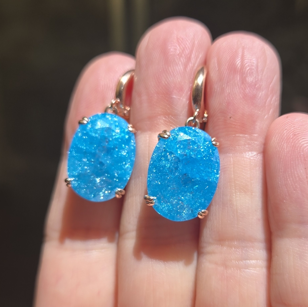 HOST PICK! 🎉🎊Aquamarine "Star" 18k Cushion Cut Sterling & Rosegold Earrings - Picture 8 of 12